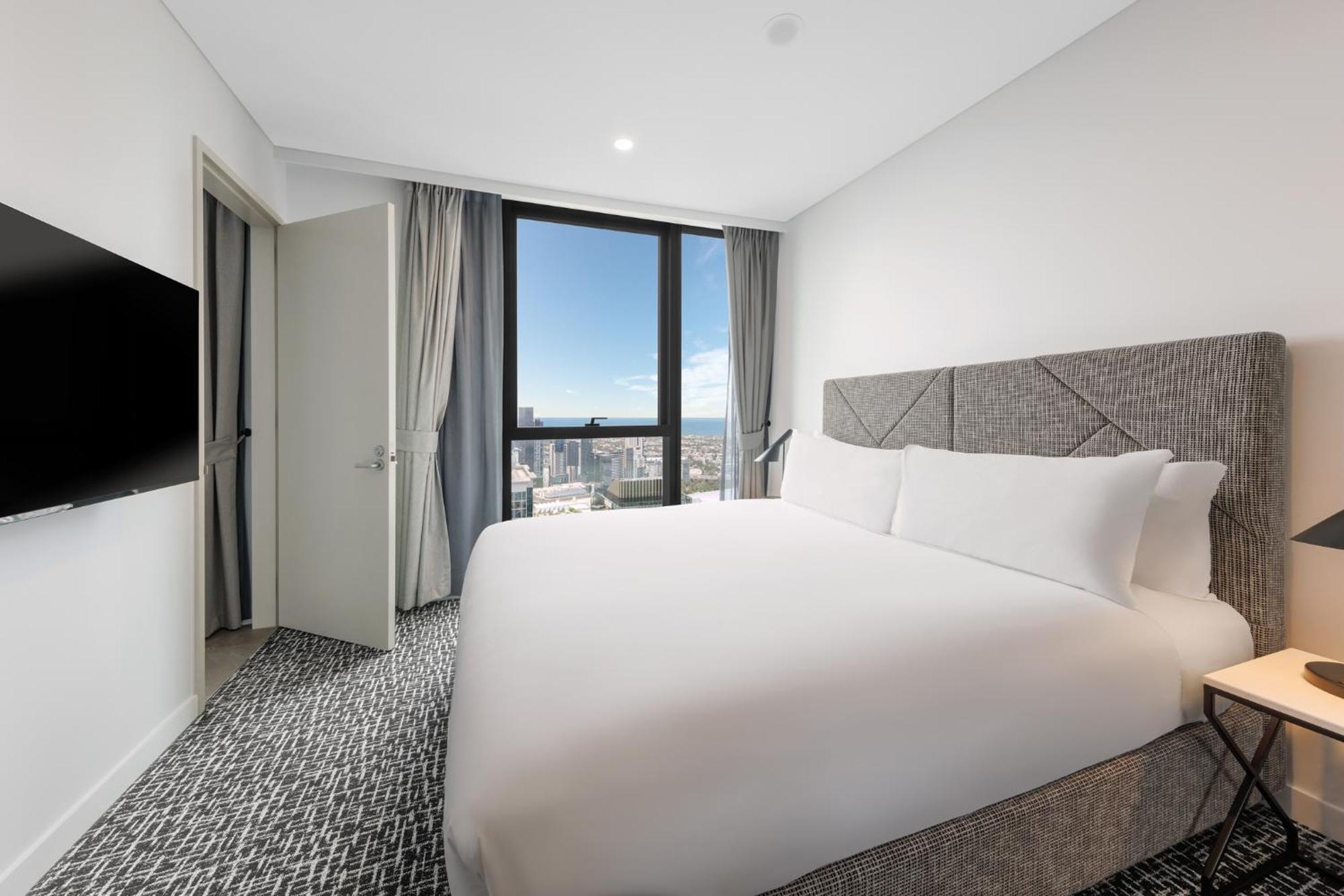 Meriton Suites King Street Melbourne Exterior photo